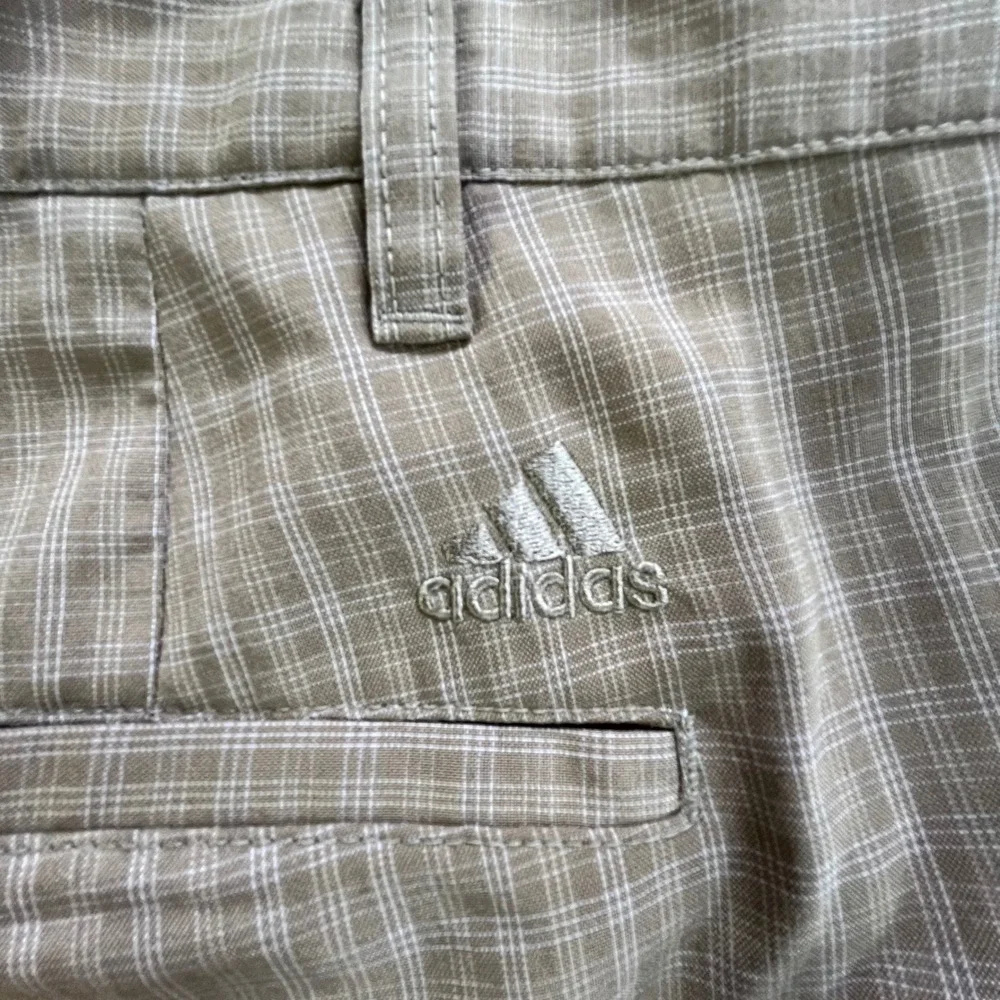 Adidas Golf Pants‎ Mens 42x30 Tan Plaid Flat Front Lightweight W44620